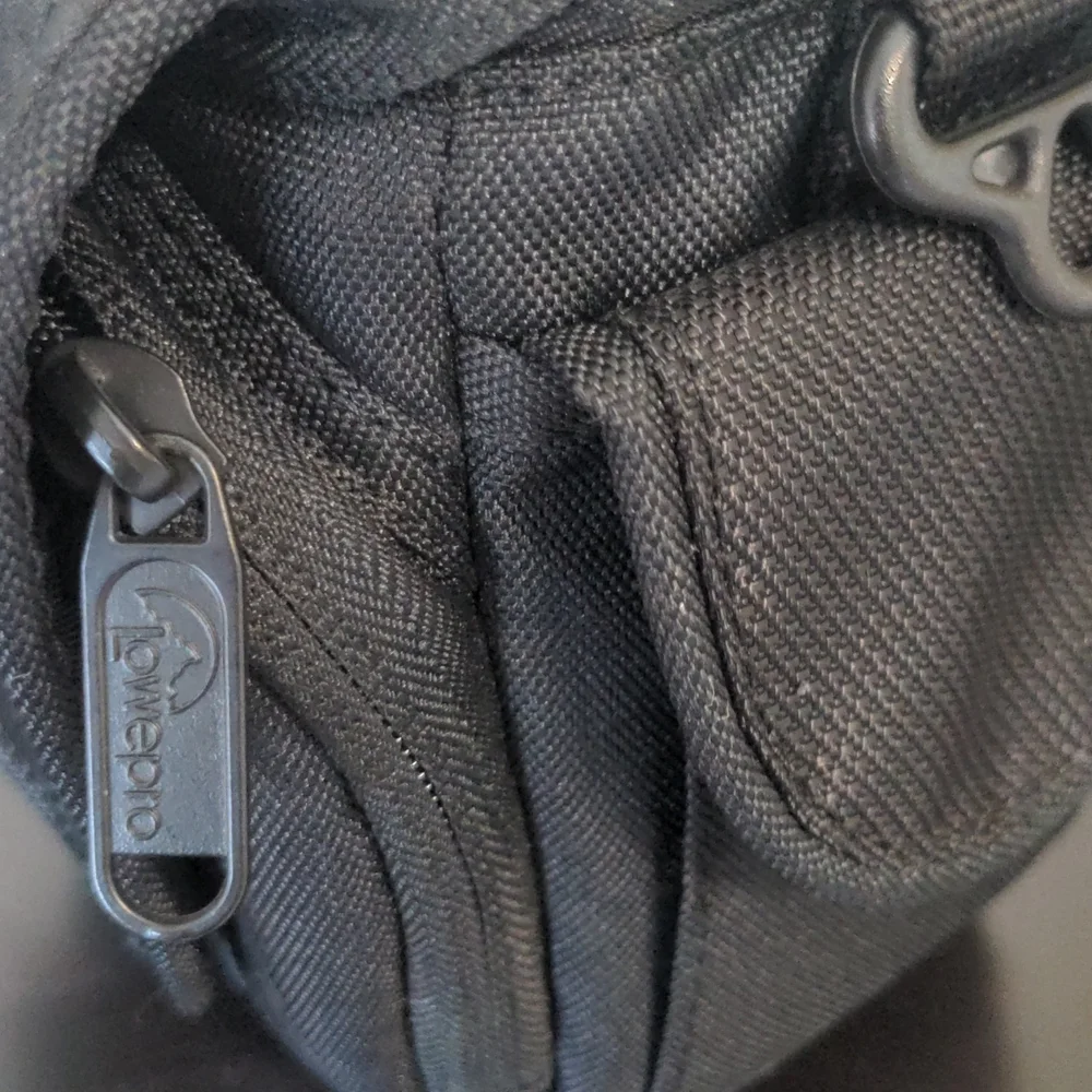 Lowepro Edit 100 Camcorder Bag
